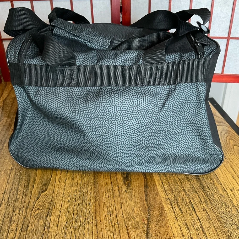 Adidas Gym Duffle Bag, gray & yellow, handles & shoulder strap, EUC!